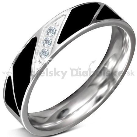 Oceľový prsteň - šikmý čierny vzor