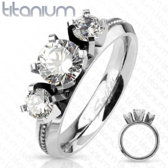 Elegantný zásnubný titánový prsteň