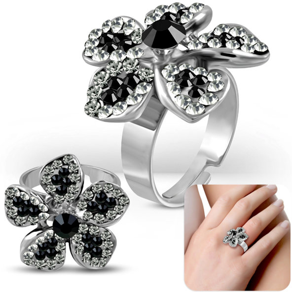 Nastaviteľný prsteň - čierno-biely kvet