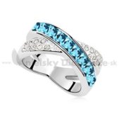 Swarovski prsteň - prekrižujúce sa modré a číre kryštály